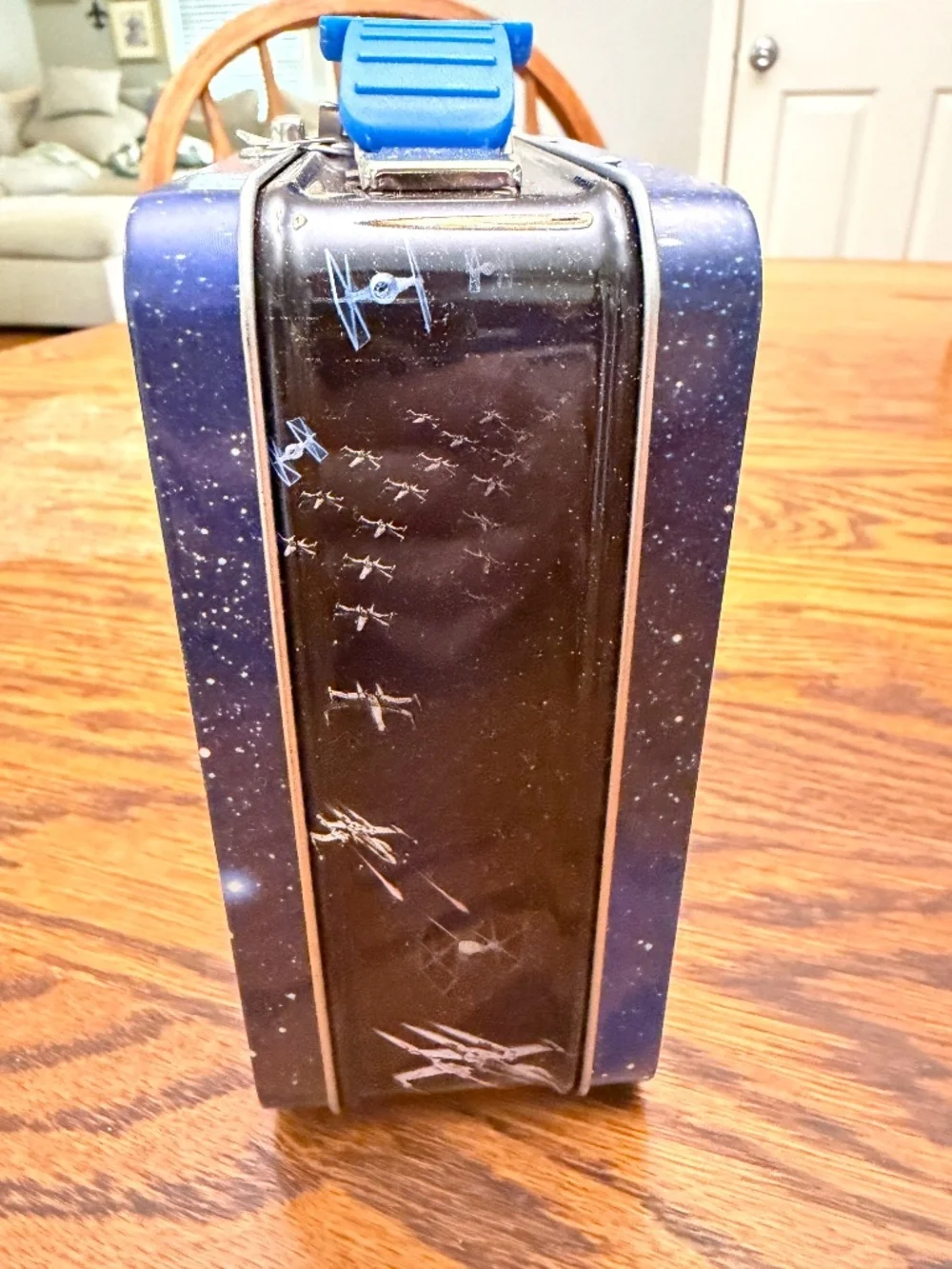 Star Wars Episode IV A New Hope Tin Lunch Box EUC